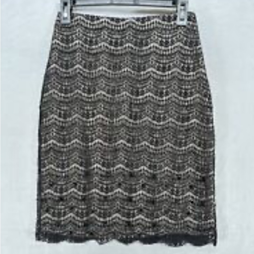 Ann Taylor - Skirt - Black - Size 8
